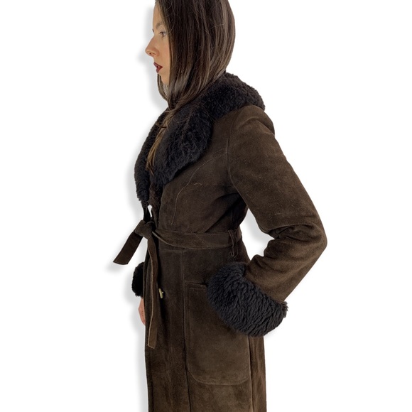 ❌SOLD❌ 1960’s lamb shearling coat w/ horn buttons - Picture 3 of 8